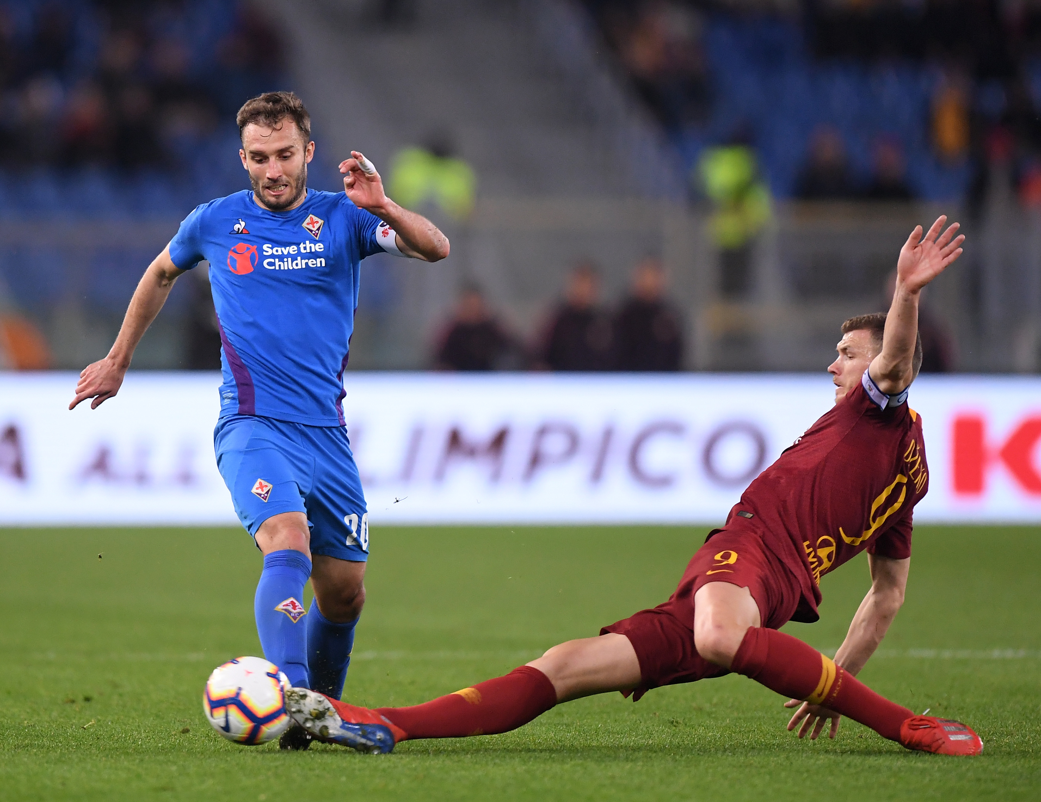 阿莫林：库尼亚已归队，有两人出战成疑；不会看谩骂我的言论（阿莫林：库尼亚已回归，两名球员出场存疑；对辱骂我的言论不予理会）