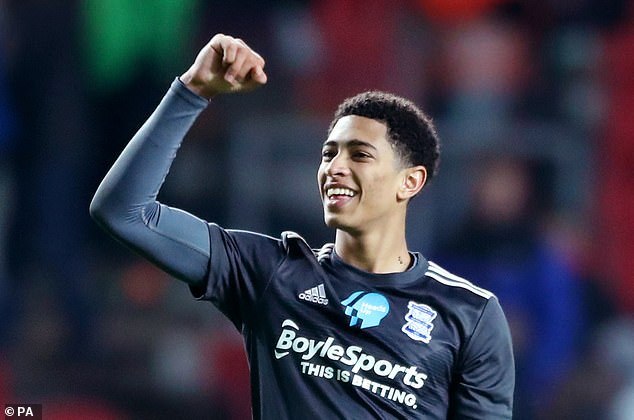 全市场：意甲多家俱乐部有意齐尔克泽，曼联尚未批准其离队