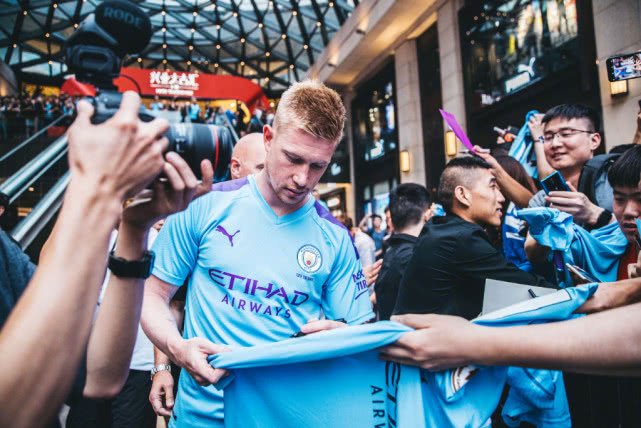 上赛季欧联8轮0胜 尼斯本赛季又遭遇开局4轮全败（欧联上季8战未胜，尼斯本季开局再吞四连败）