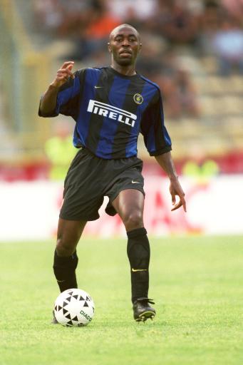 足球报：国安亚冠出局后，有球迷退了足协杯决赛的门票与酒店（足球报：国安亚冠遭淘汰 部分球迷退订足协杯决赛门票和酒店）