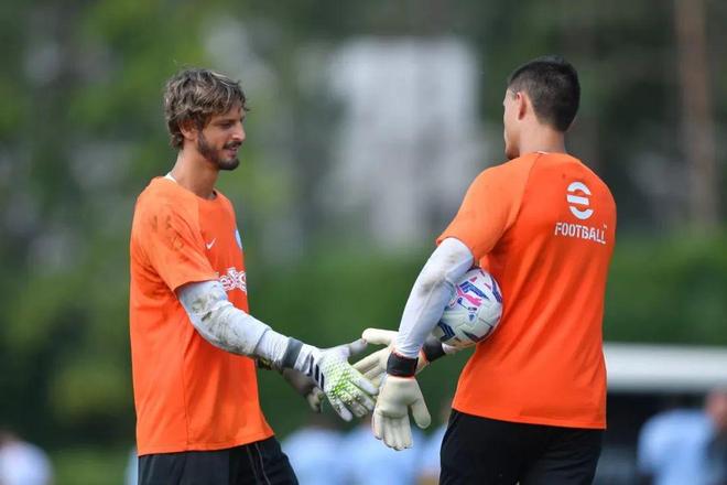 米体：附加赛意大利最好能避开瑞典，他们有哲凯赖什和伊萨克（米体：意大利附加赛最好别遇到瑞典，对方有伊萨克和哲凯赖什）