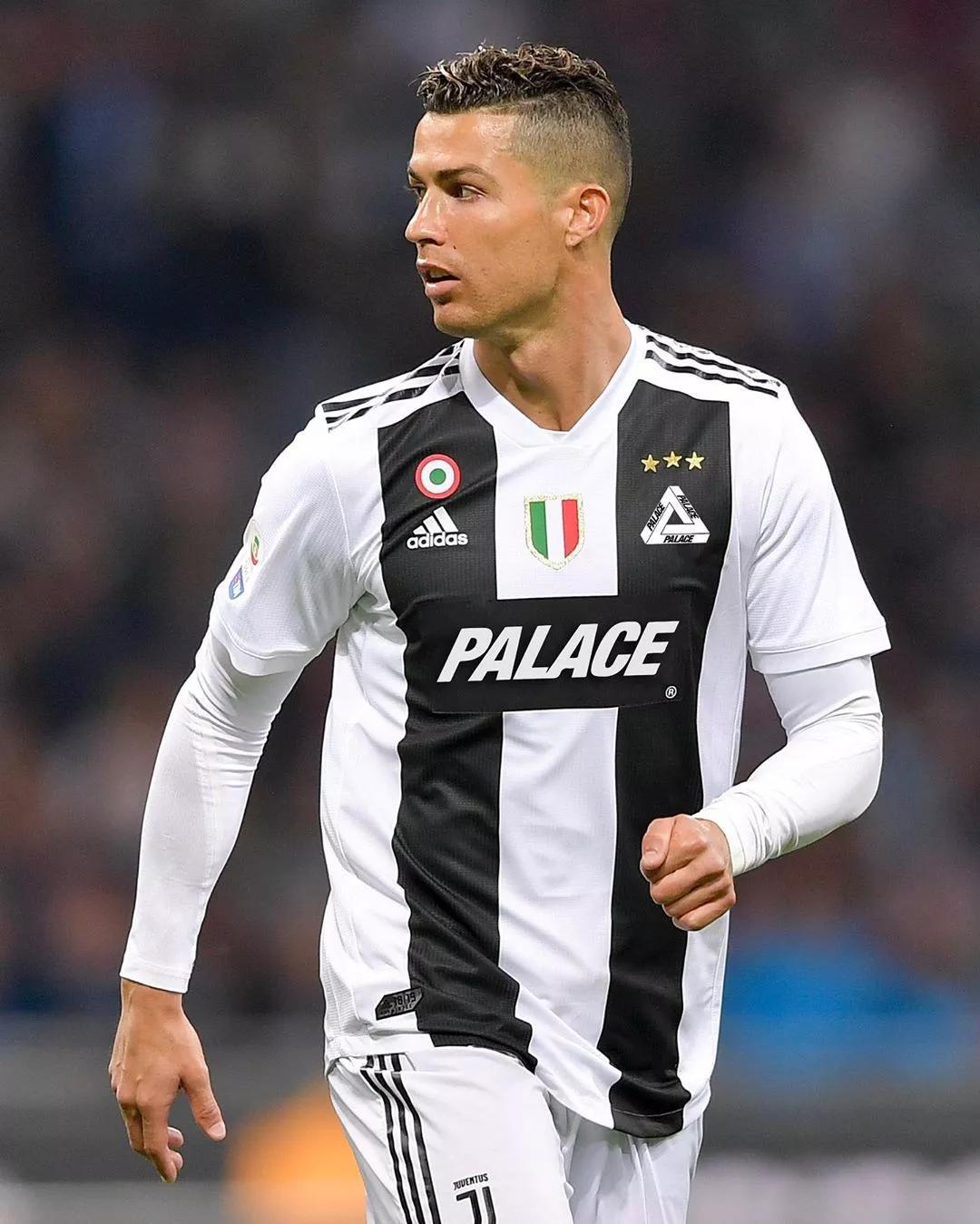 图片报：由于赛程安排，拜仁今年没给球员安排圣诞节庆祝活动（图片报：受赛程影响，拜仁今年未为球员组织圣诞庆祝）