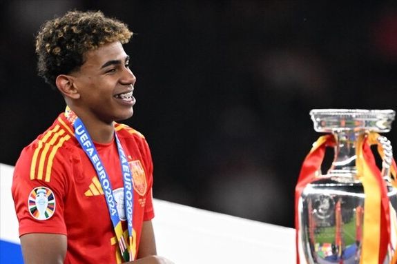 2025中英职业足球青训交流会在海口启幕，李克敏致开幕辞