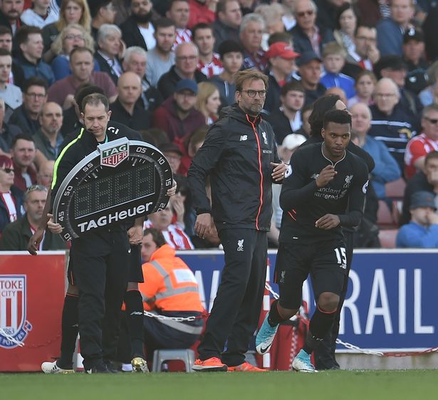 弗兰克：接手时觉得缺少6号位，帕利尼亚具有我们需要的特点