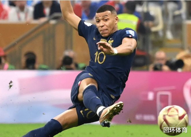 邵佳一谈成为国足主帅：正在家看电脑突然收到700多条信息